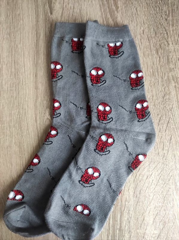 Barevné ponožky - Šedé se Spidermanem