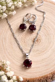 Set řetízku a náušnic Set řetízku a náušnic